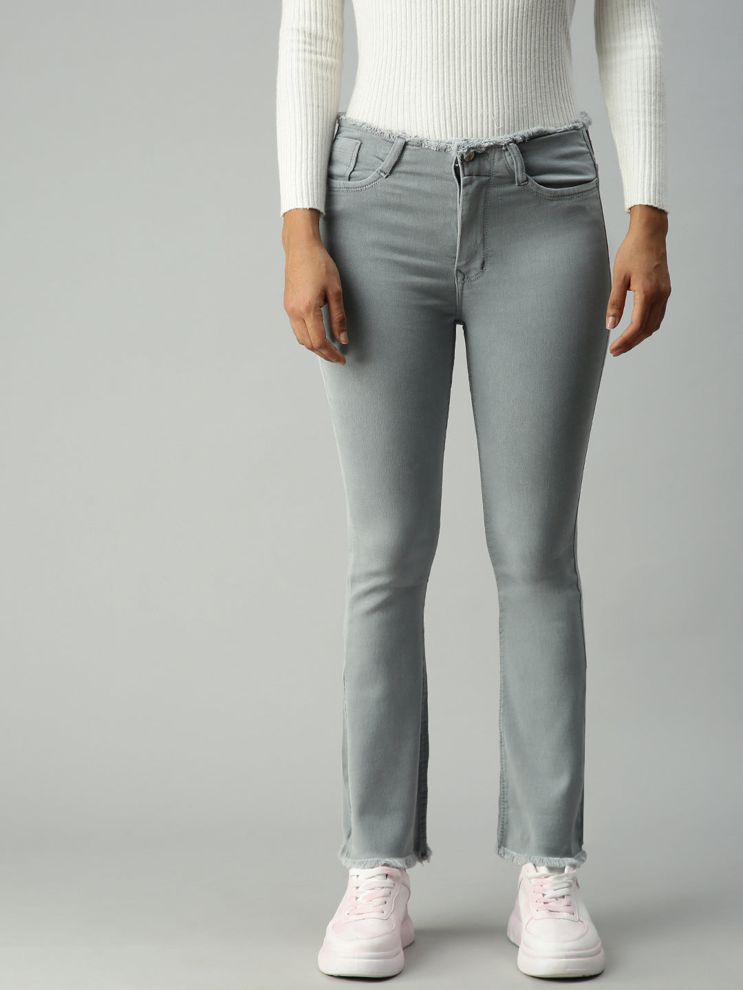 Women's Grey Solid Denim Flare Fit Jeans