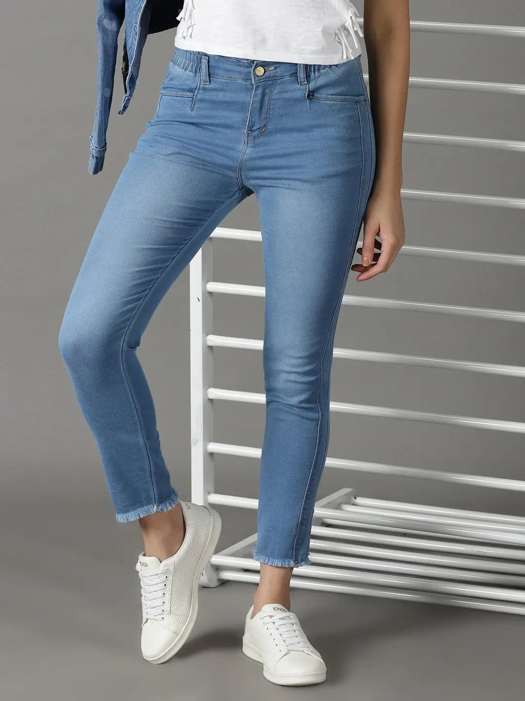 Women's Blue Solid Mom Fit Denim Jeans