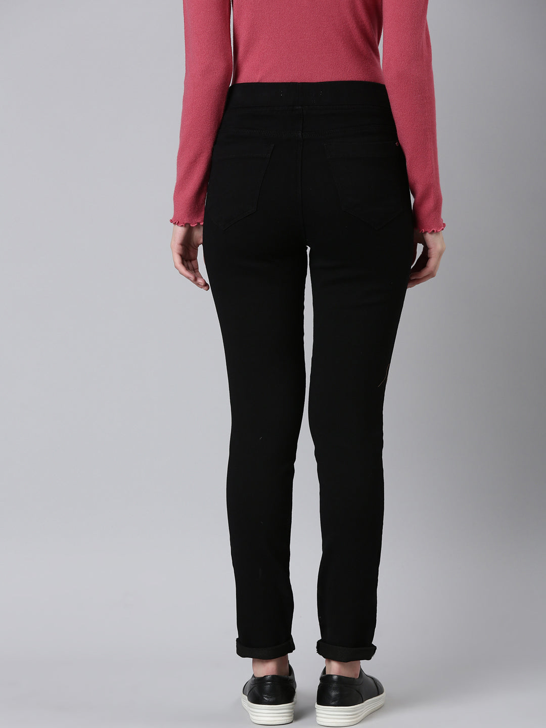 Women Black Solid Skinny Fit Denim Jeans