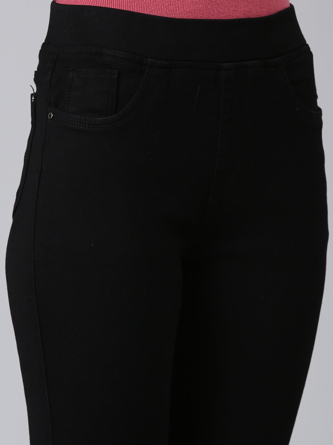 Women Black Solid Skinny Fit Denim Jeans