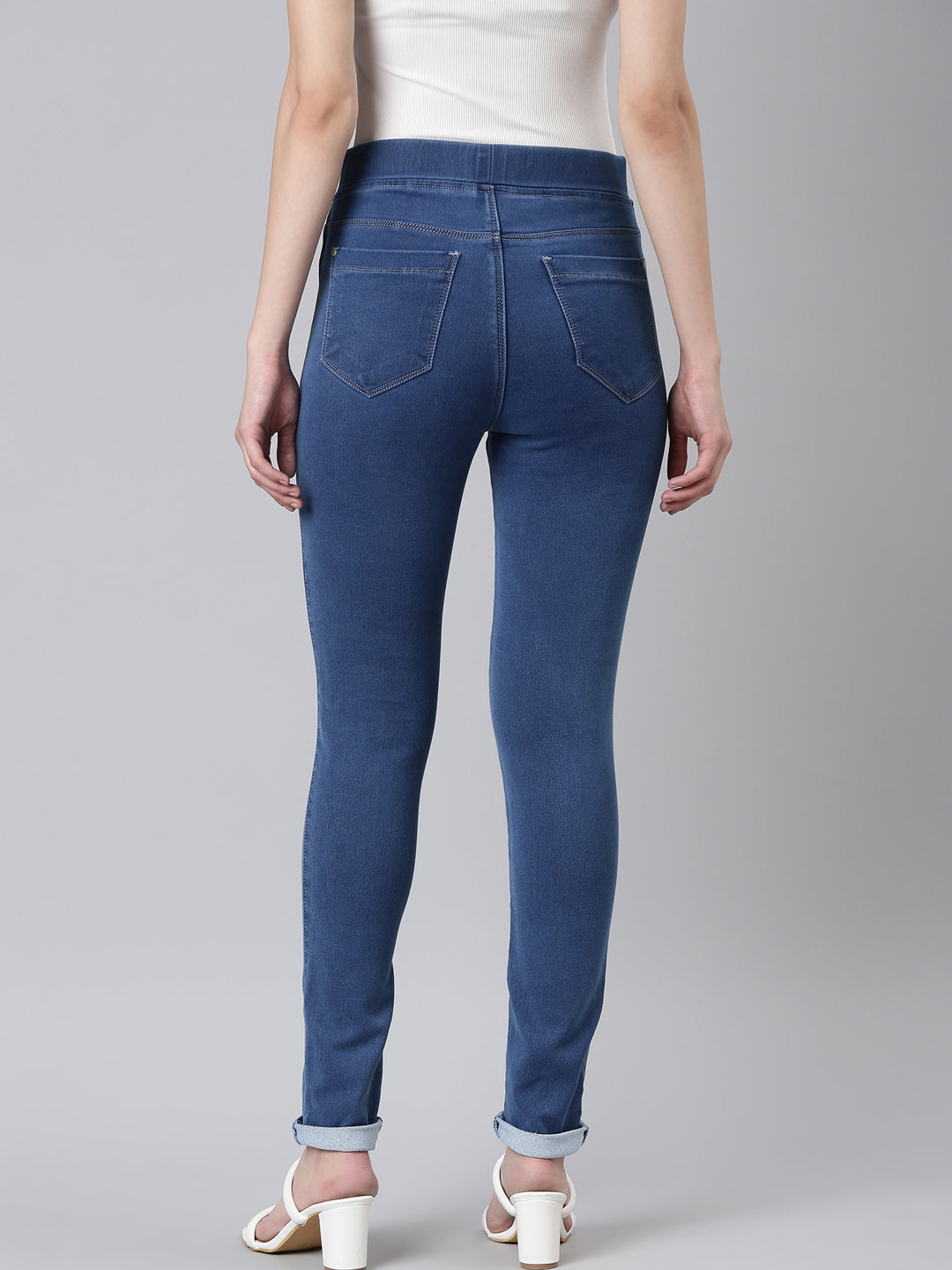 Women Blue Solid Skinny Fit Denim Jeans