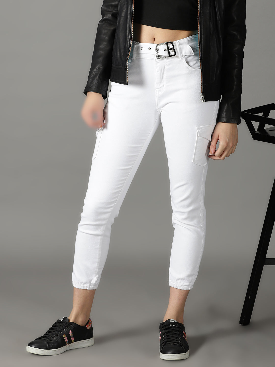 Women's White Solid Jogger Denim Jeans