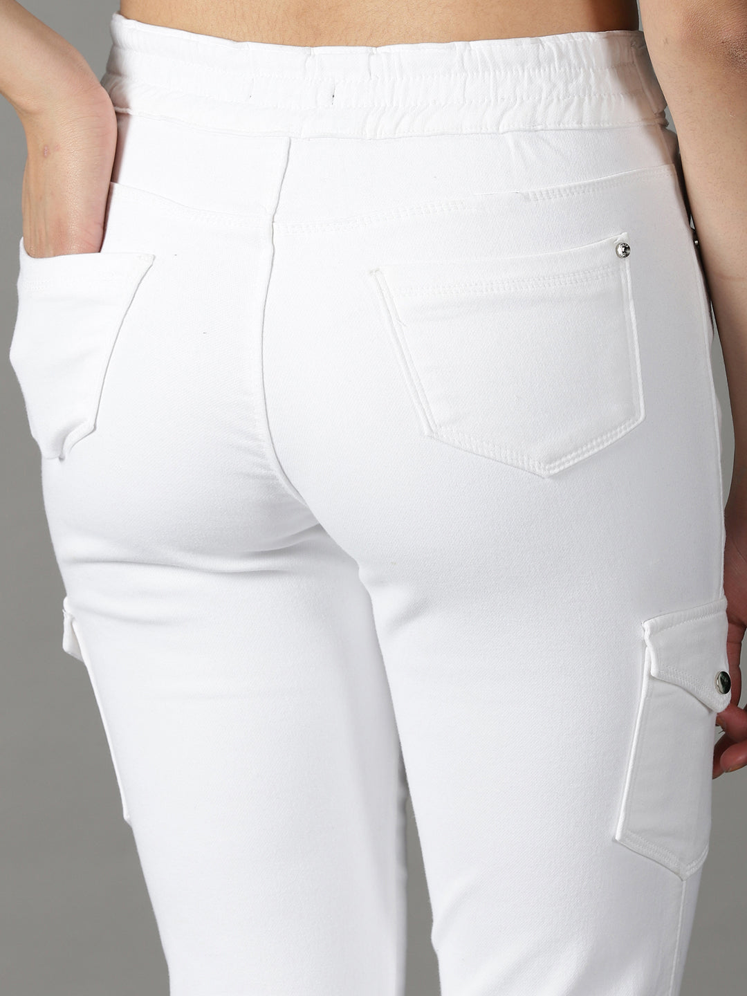 Women's White Solid Jogger Denim Jeans