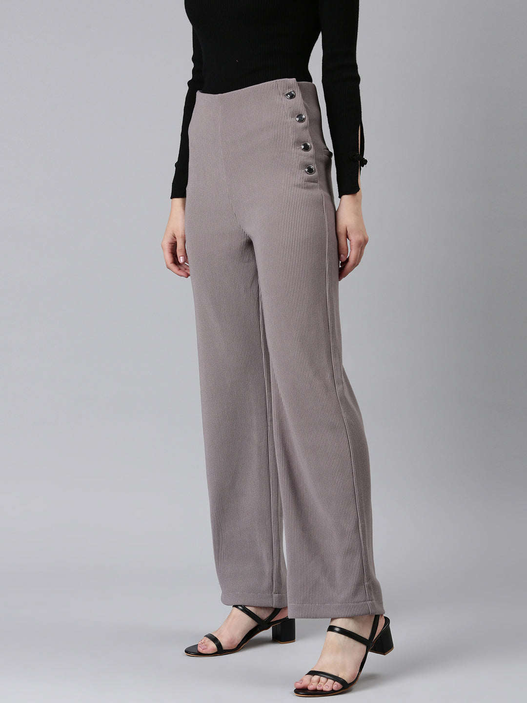 Women Grey Solid Parallel Trouser