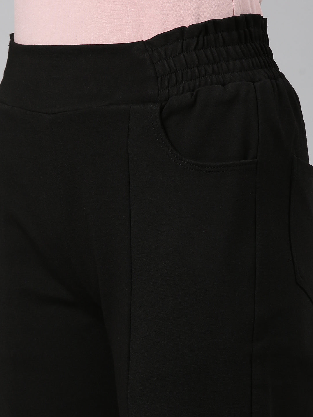 Women Black Solid Parallel Trouser