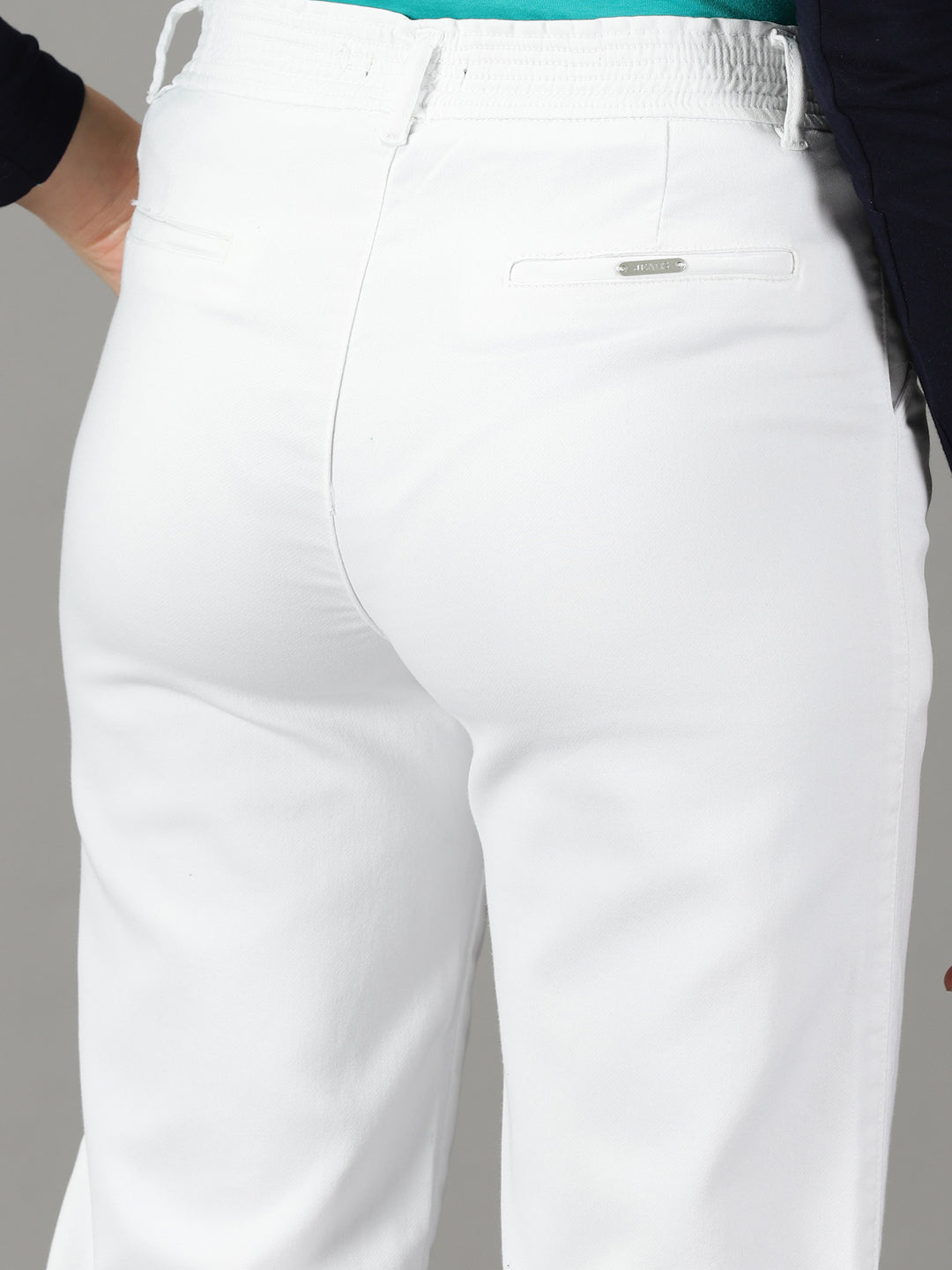 Women's White Solid Slim Fit Denim Jeans