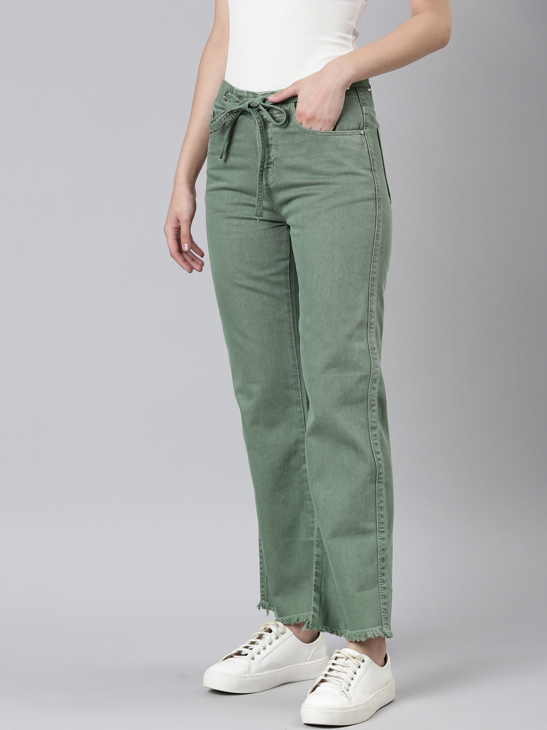 Women Green Solid Straight Fit Denim Jeans