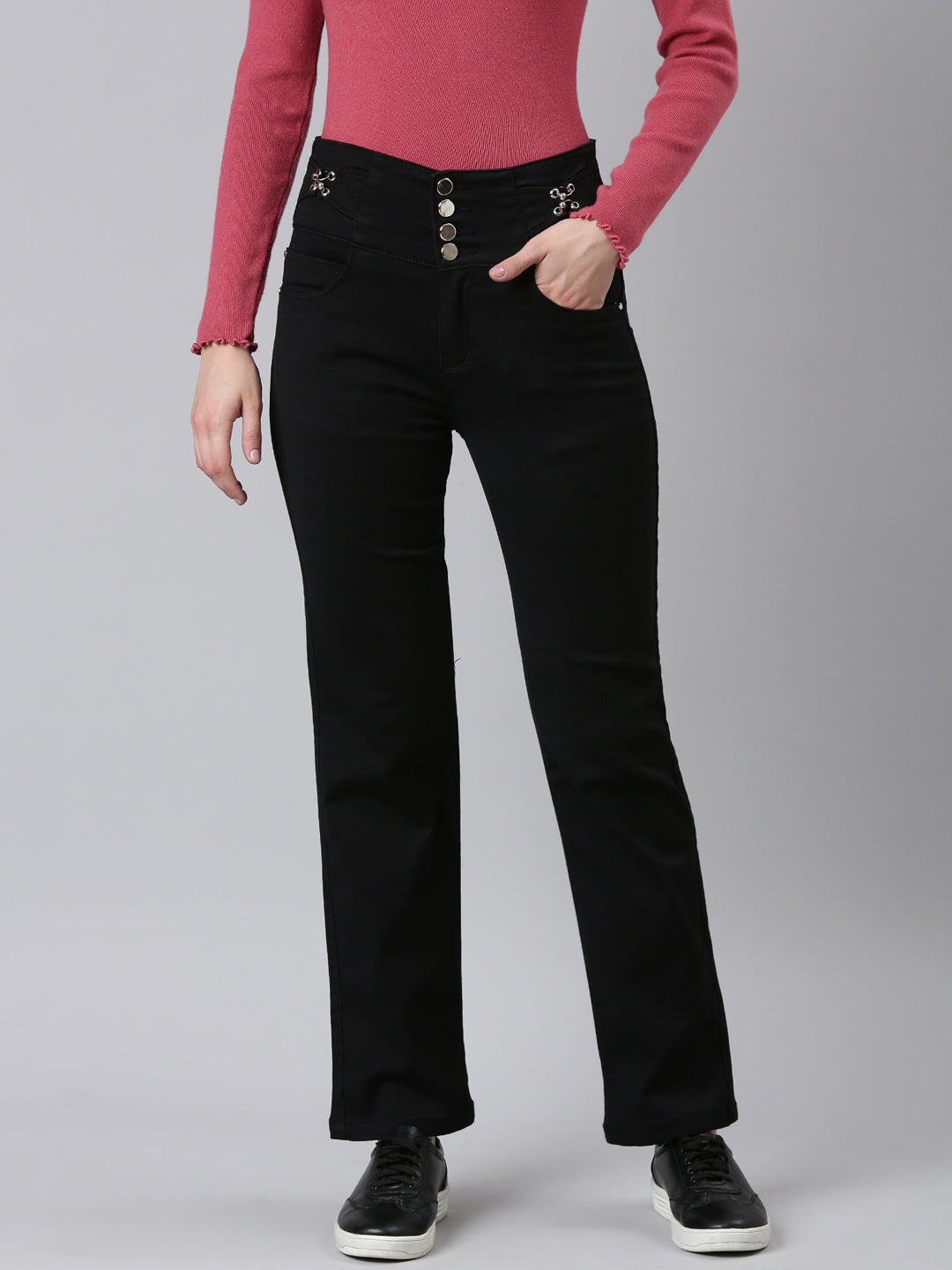 Women Black Solid Straight Fit Denim Jeans