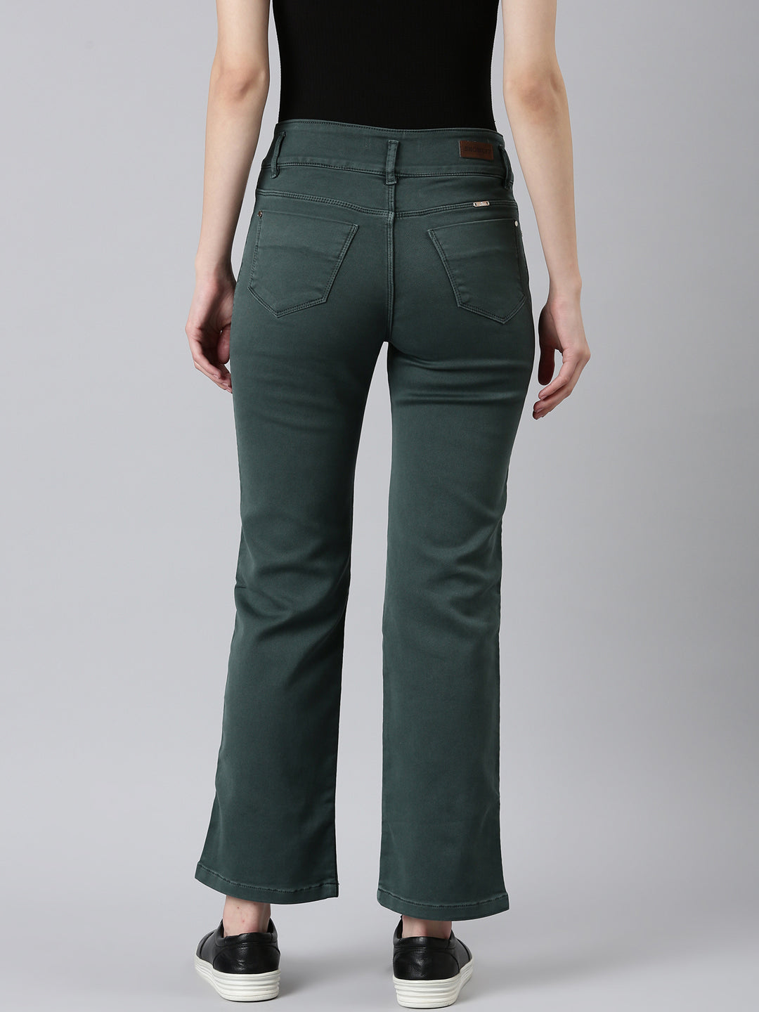 Women's Green Solid Straight Fit Denim Jeans