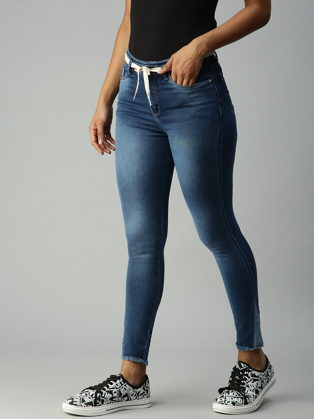 Women's Blue Solid Denim Skinny Jeans