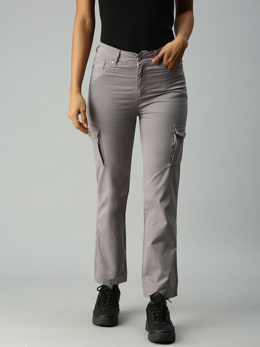 Women's Grey Solid Denim Straight Jeans