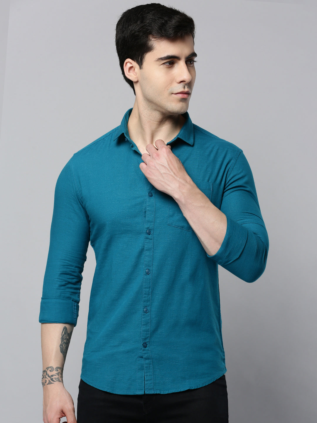 Men's Teal Solid Casual Shirt