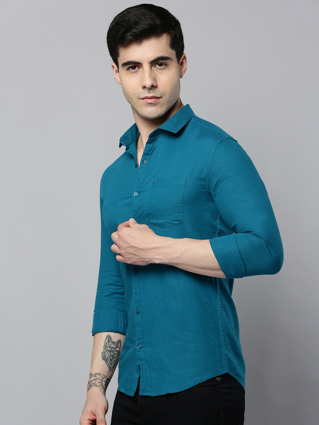 Men's Teal Solid Casual Shirt