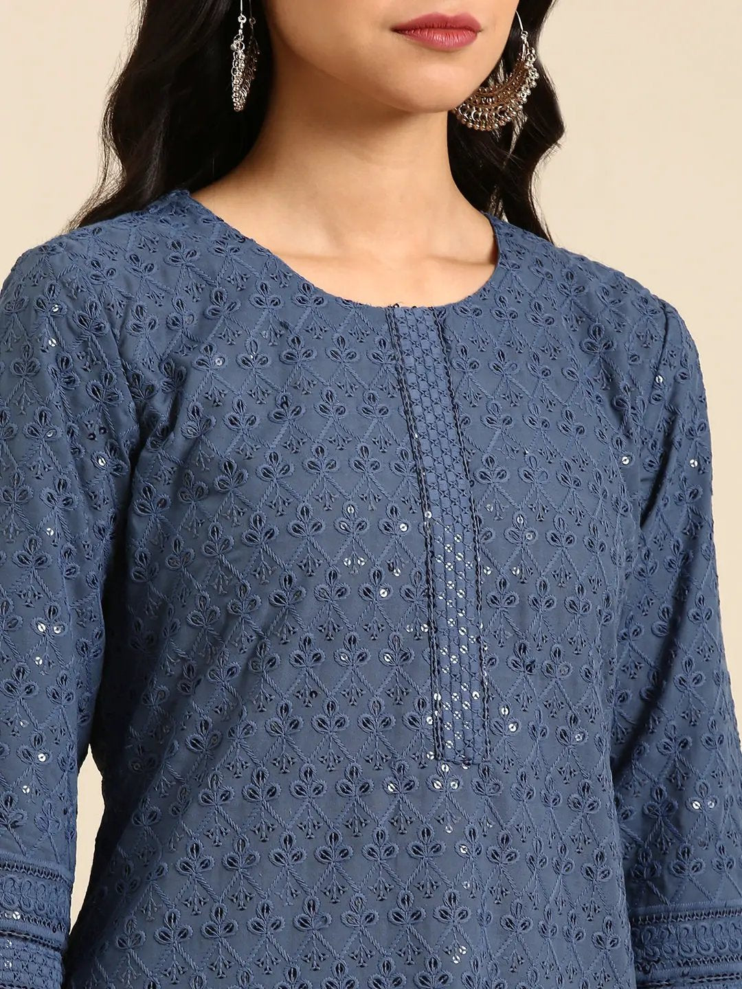 Women's Blue Embroidered Straight Kurta