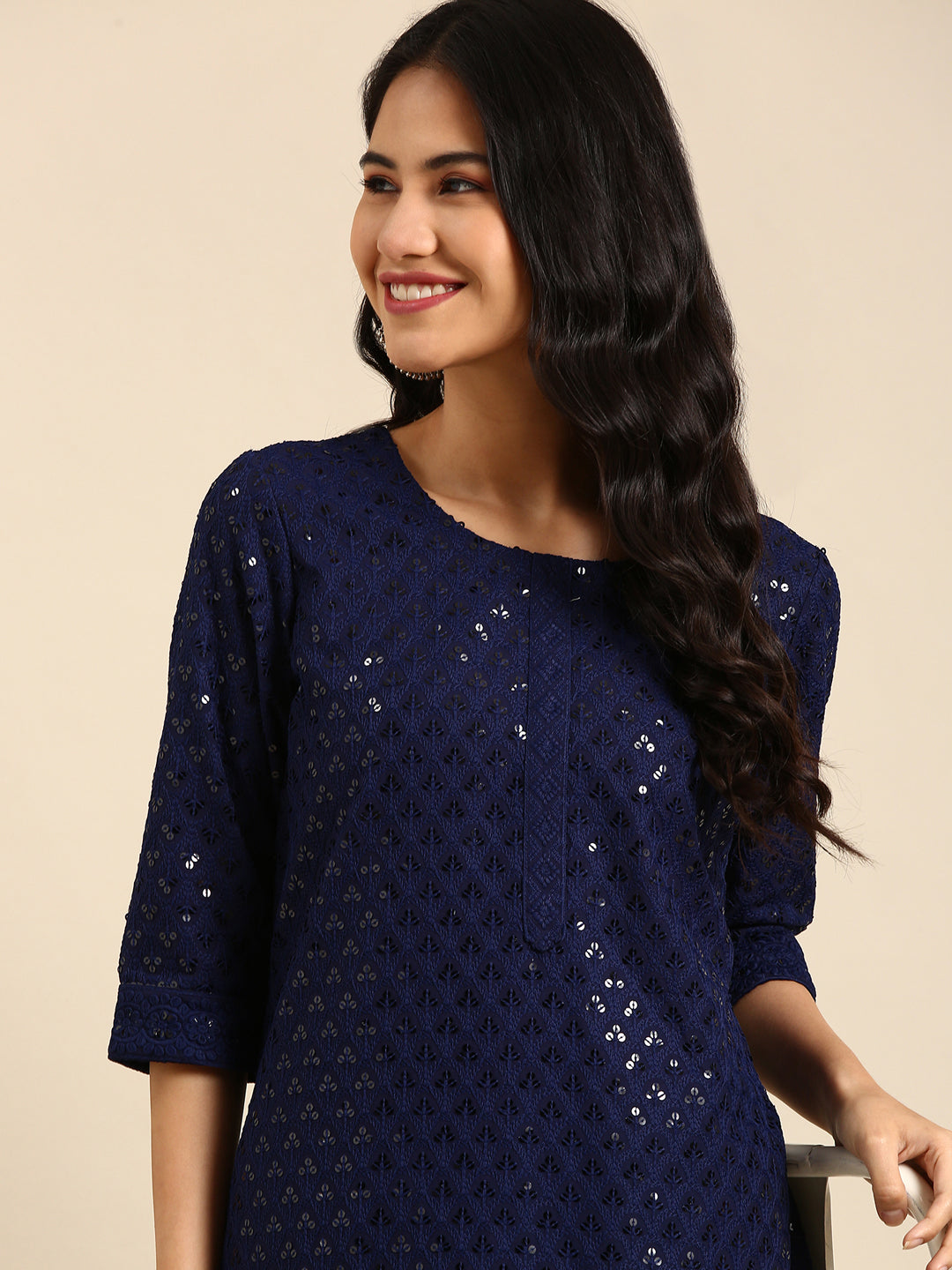 Women's Blue Embroidered Straight Kurta