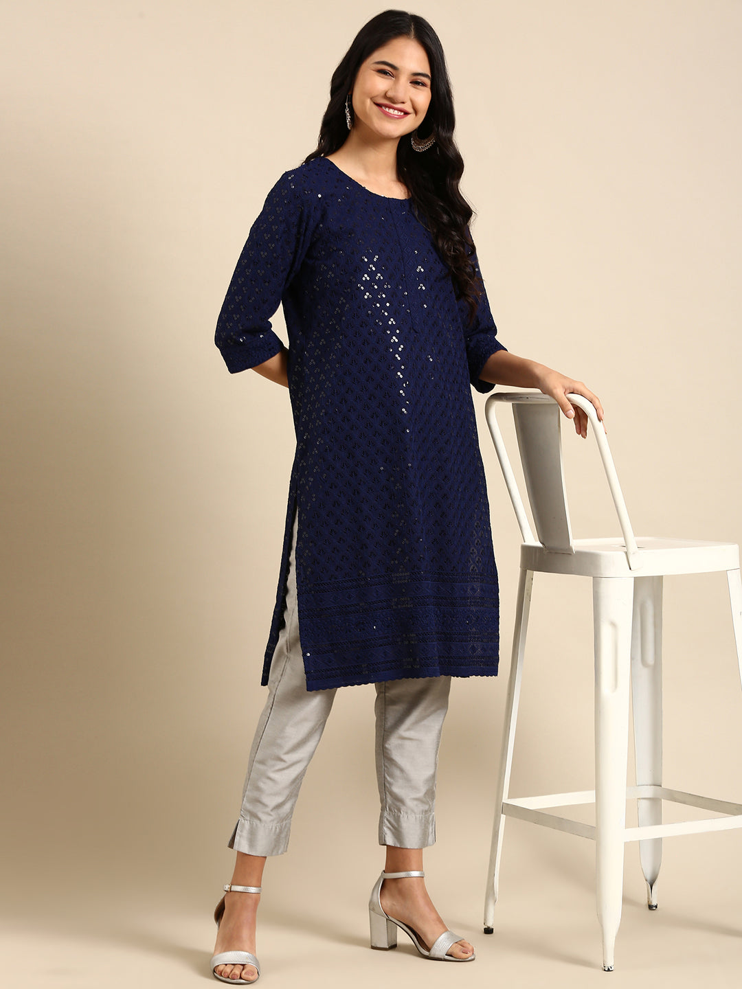 Women's Blue Embroidered Straight Kurta