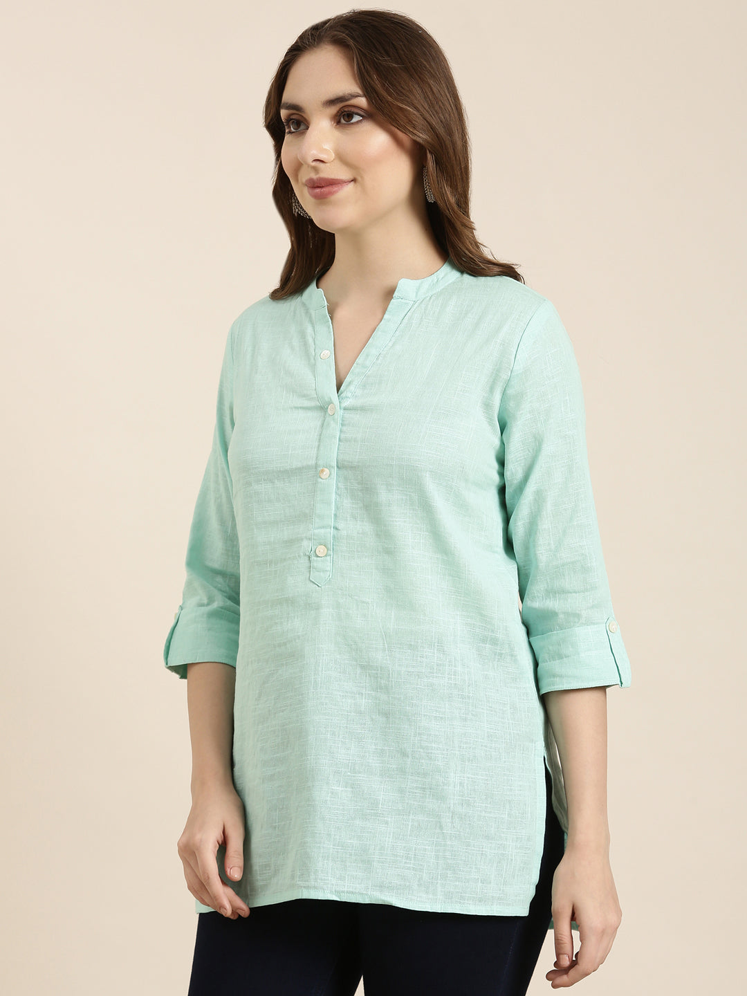 Women Solid Sea Green Straight Kurti