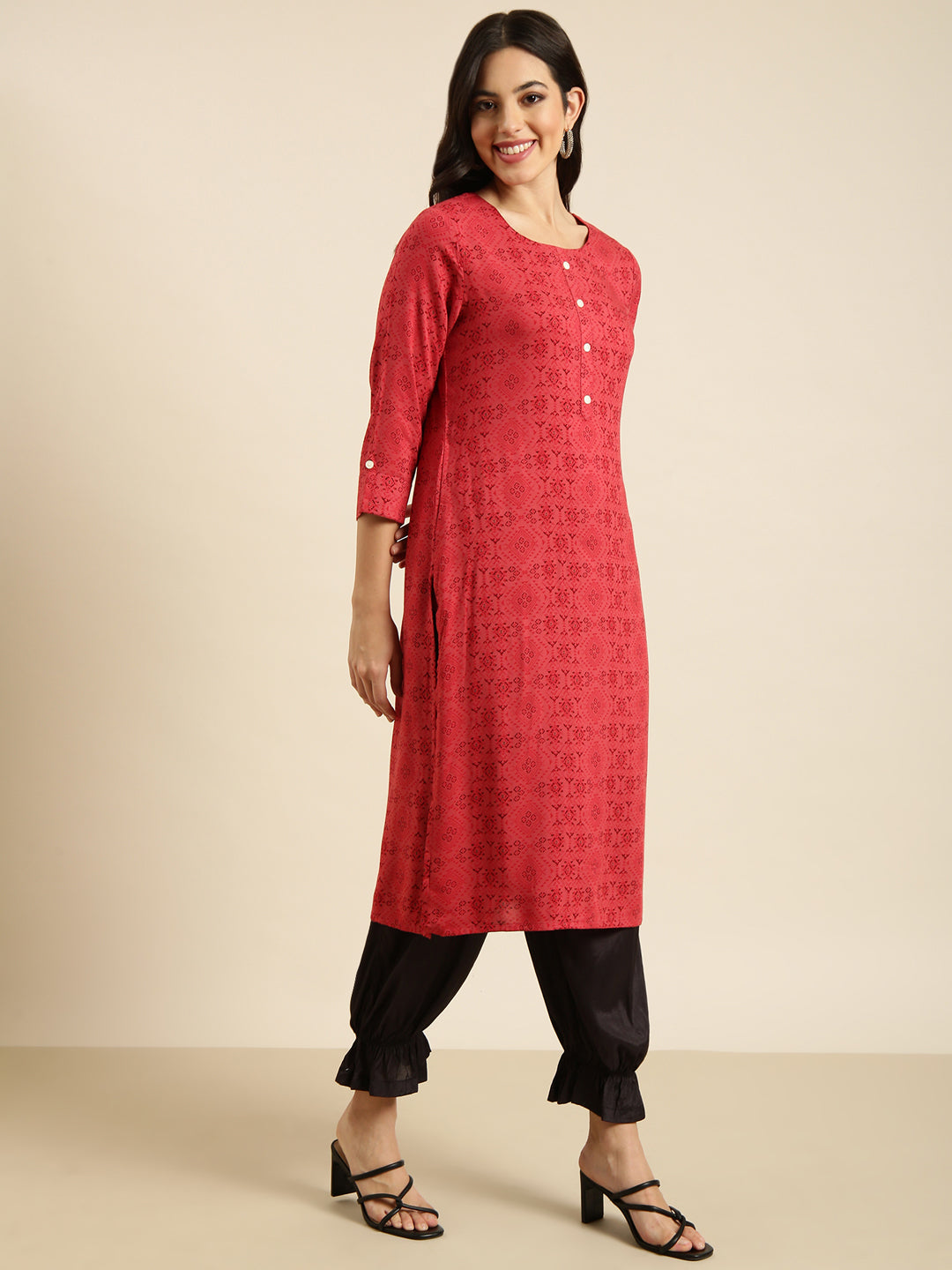 Women Straight Red Geometric Kurta