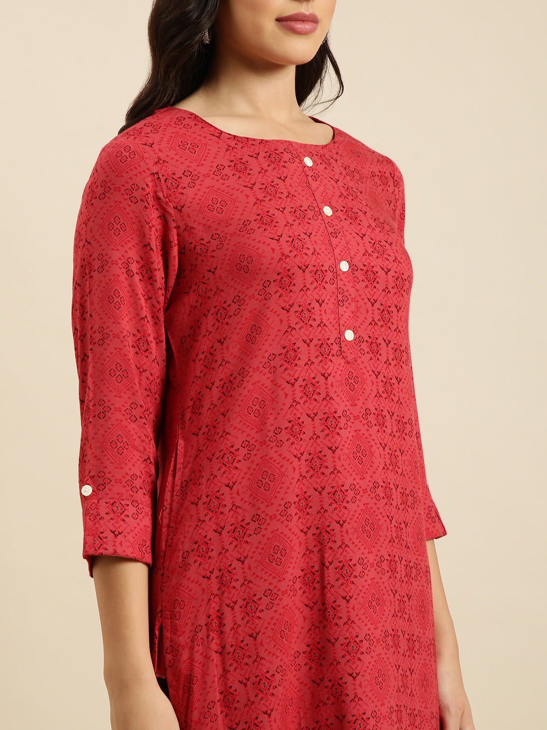 Women Straight Red Geometric Kurta