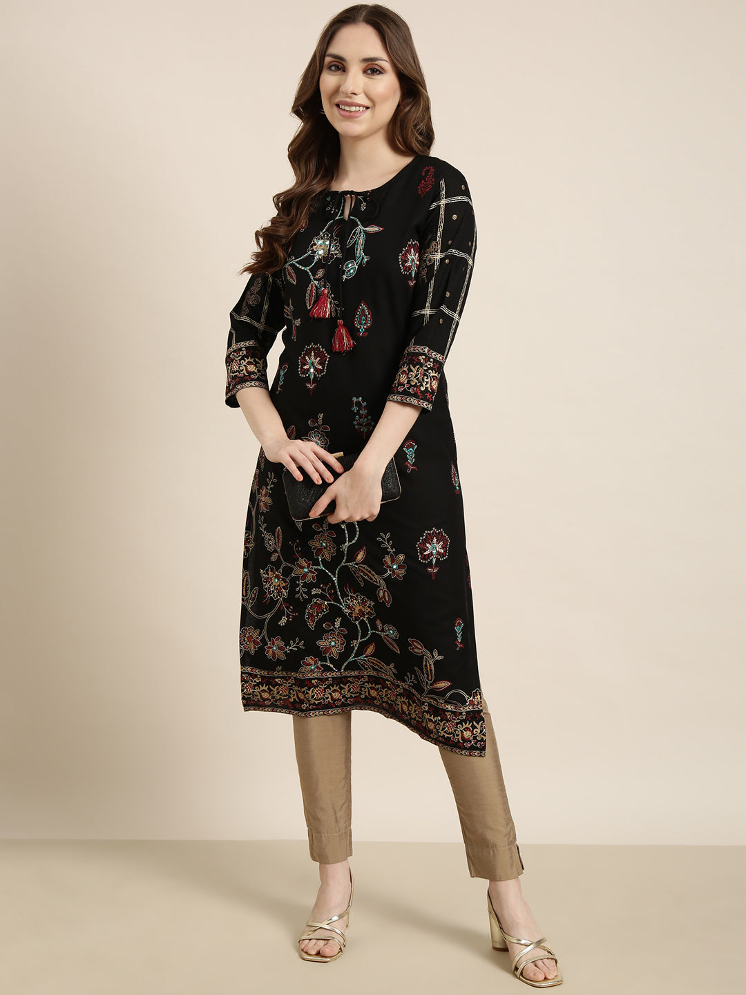 Women Straight Black Floral Kurta