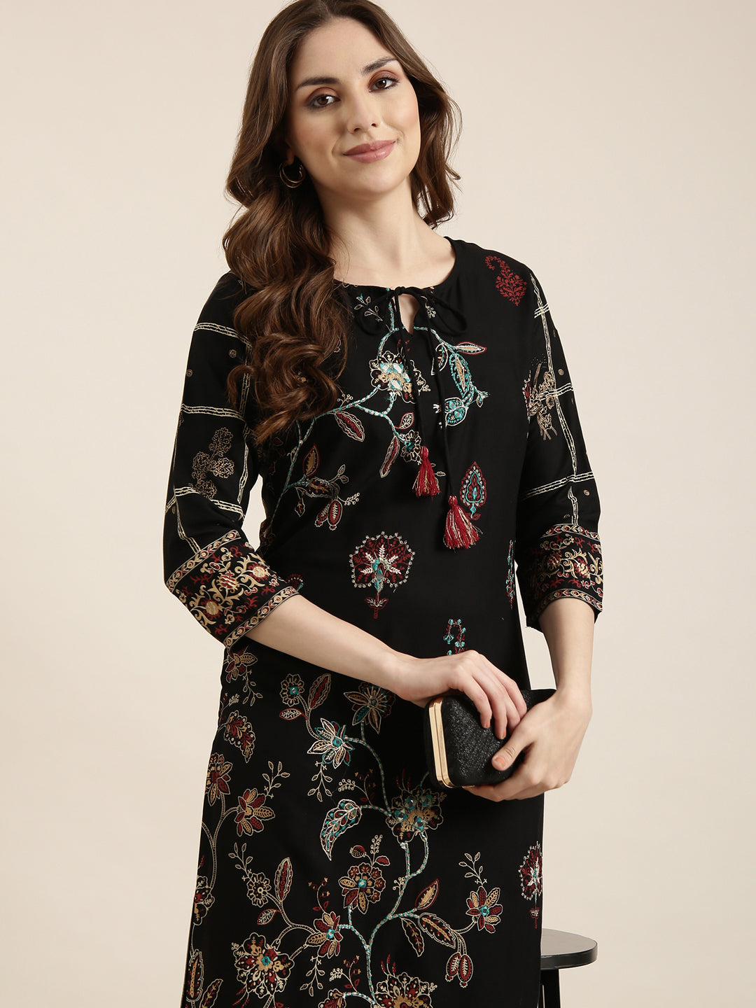 Women Straight Black Floral Kurta