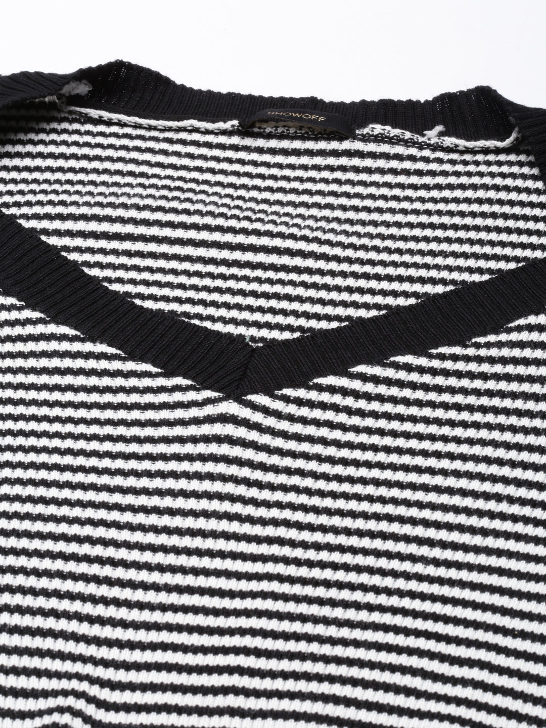 Women Black Horizontal Stripes Fitted Crop Top