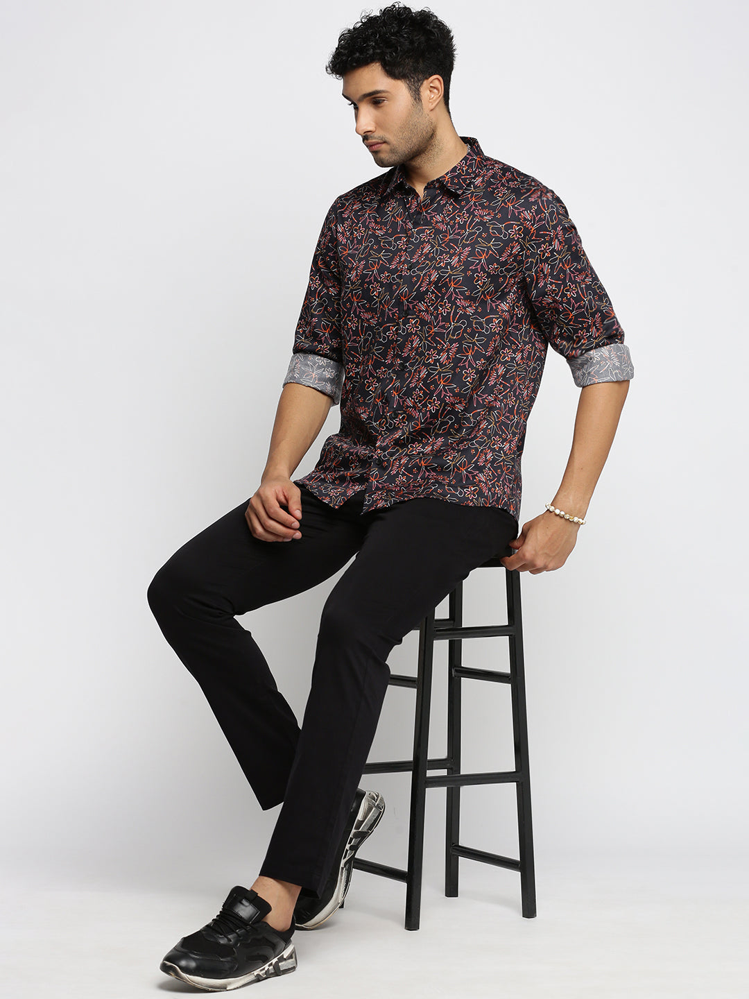 Men Black Spread Collar Floral Shirt