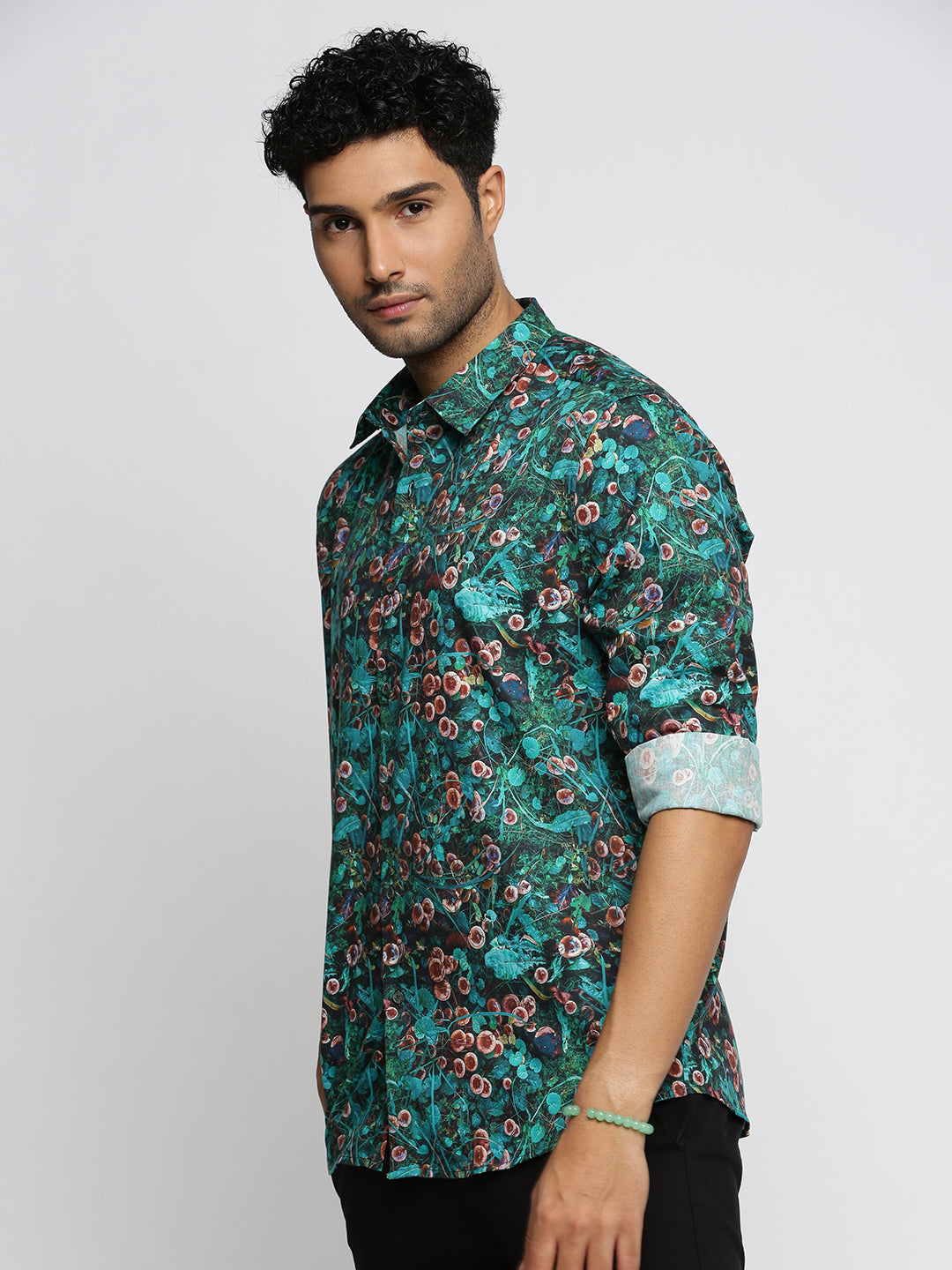 Men Blue Spread Collar Graphic Shirt