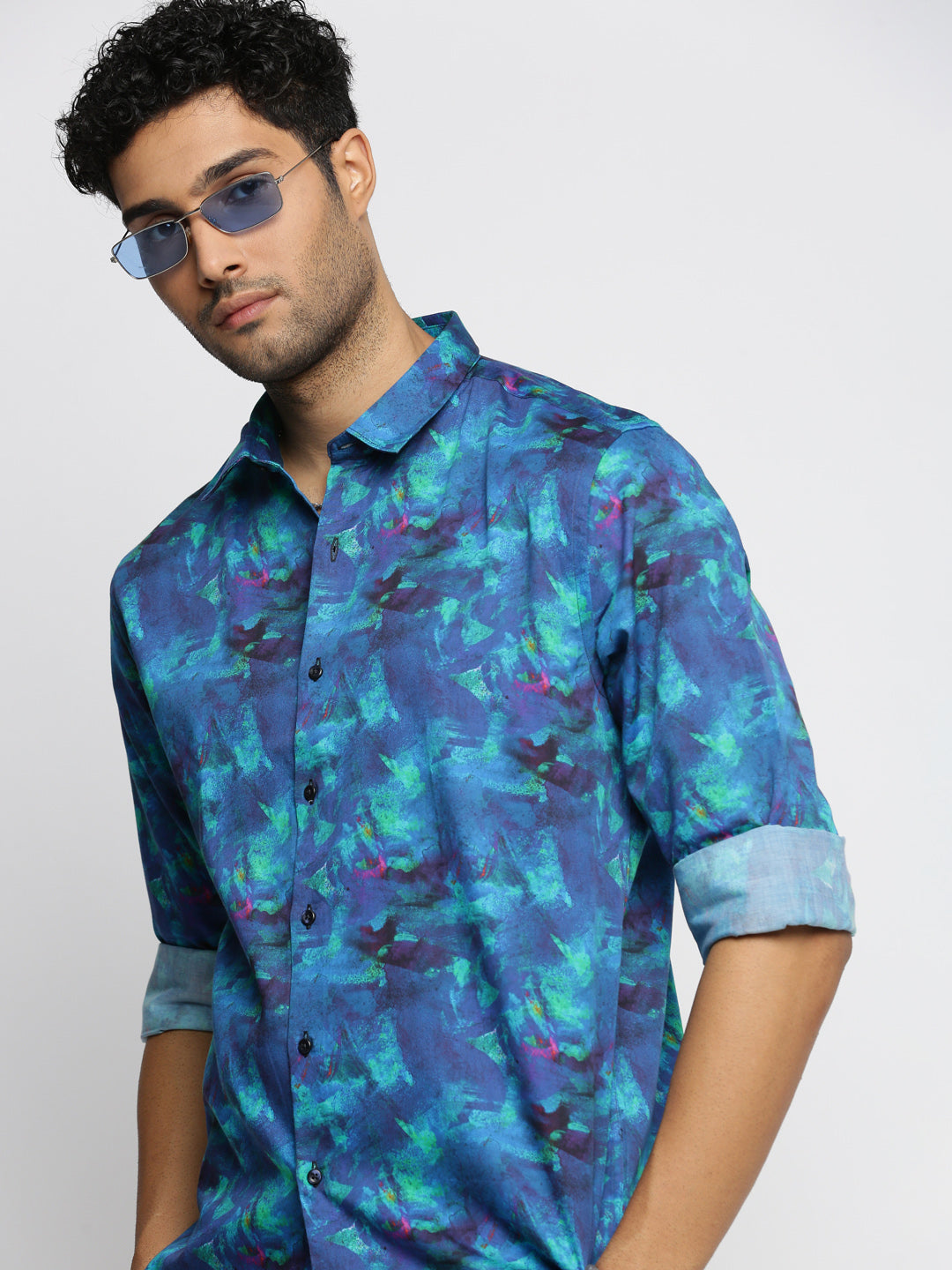 Men Blue Spread Collar Abstract Shirt