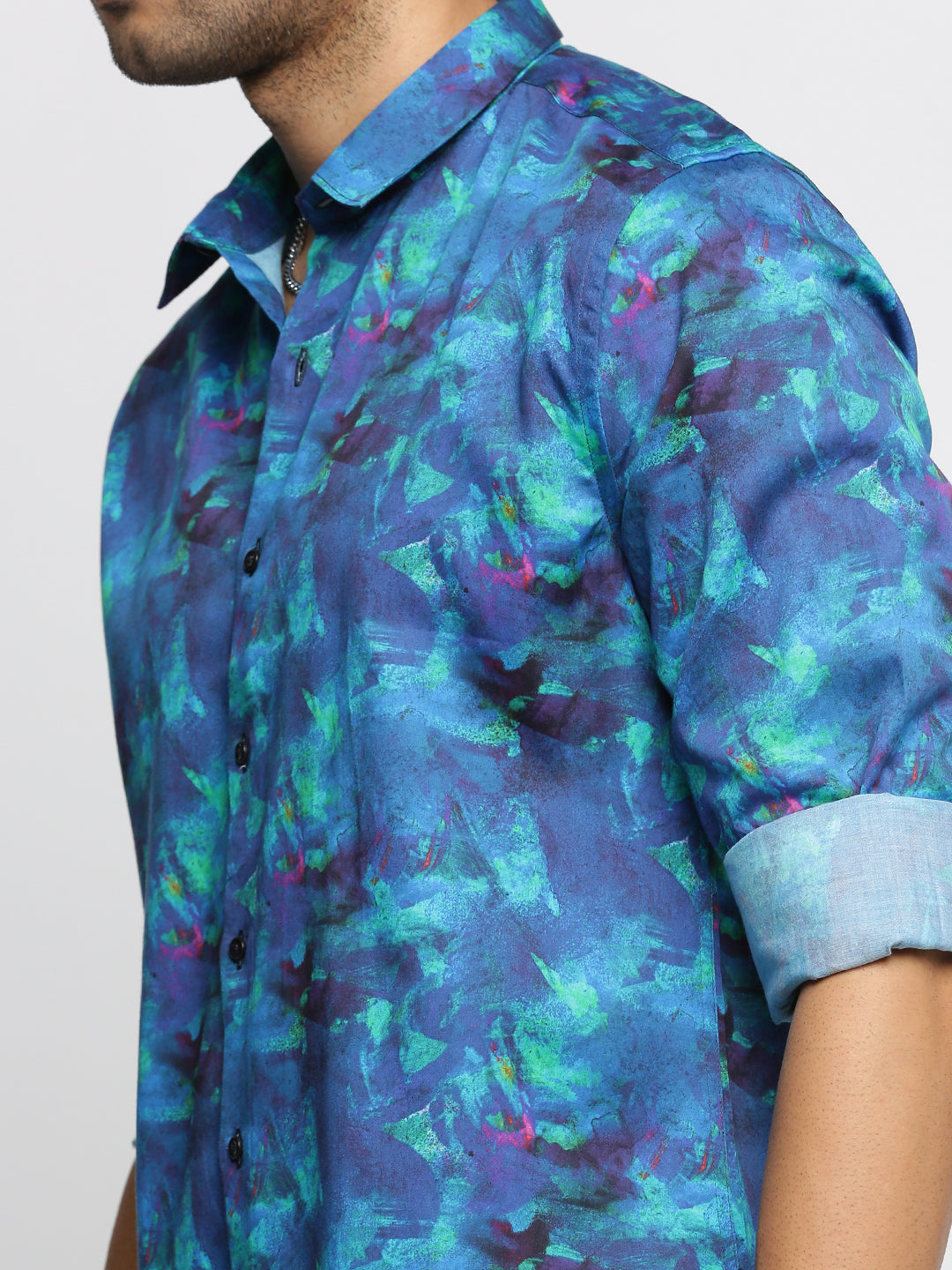 Men Blue Spread Collar Abstract Shirt