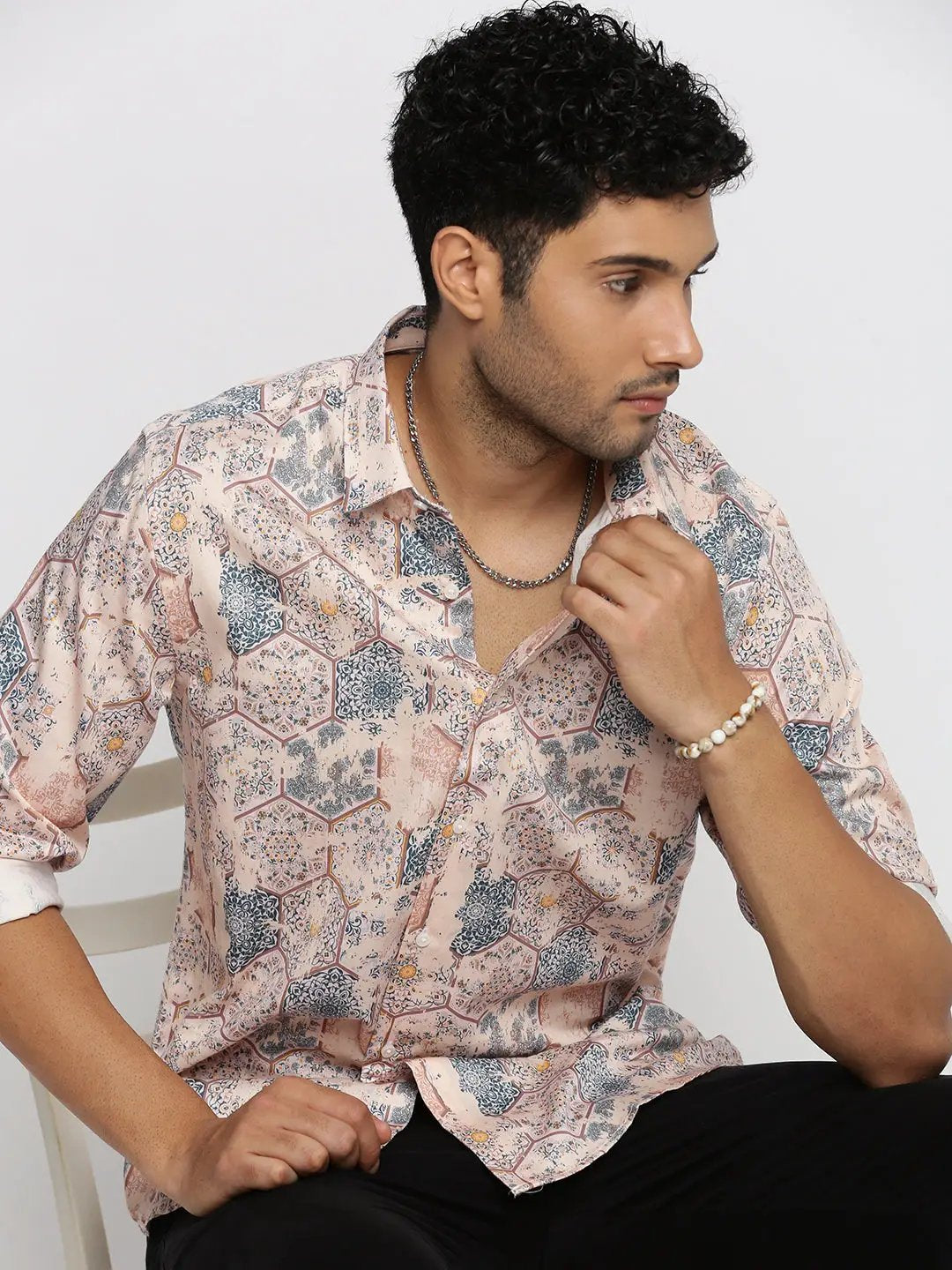 Men's Cream Spread Collar Geometric Shirt