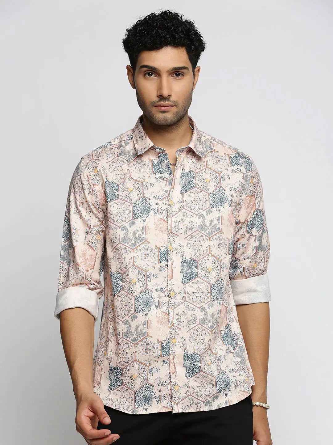 Men's Cream Spread Collar Geometric Shirt