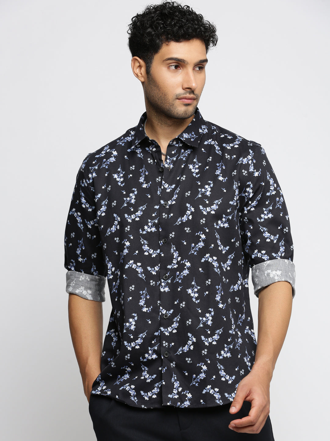 Men Black Spread Collar Floral Shirt