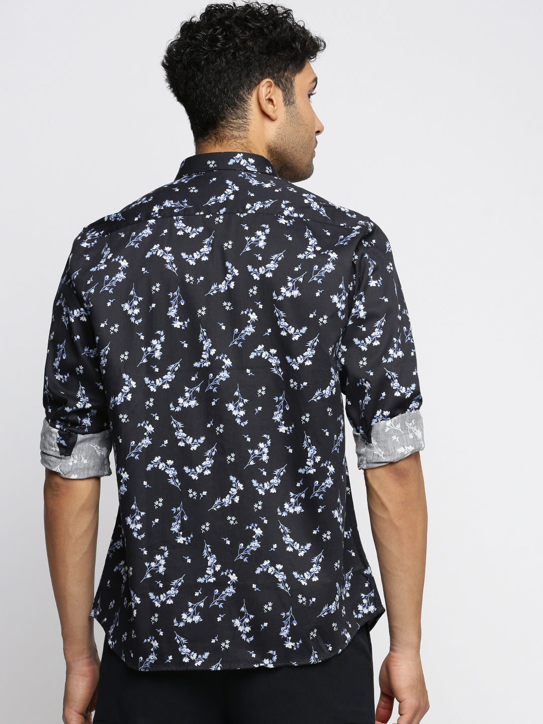 Men Black Spread Collar Floral Shirt