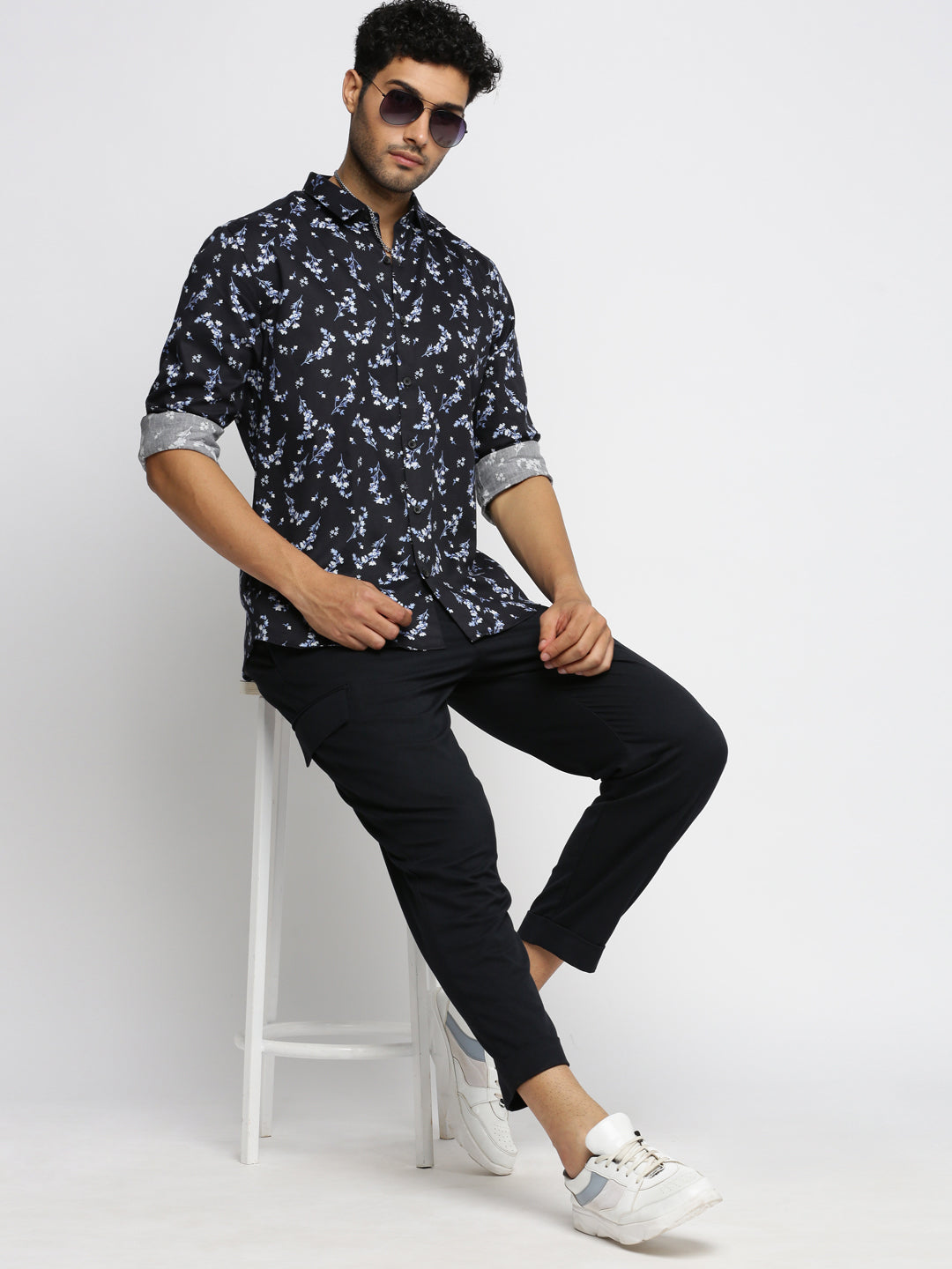 Men Black Spread Collar Floral Shirt