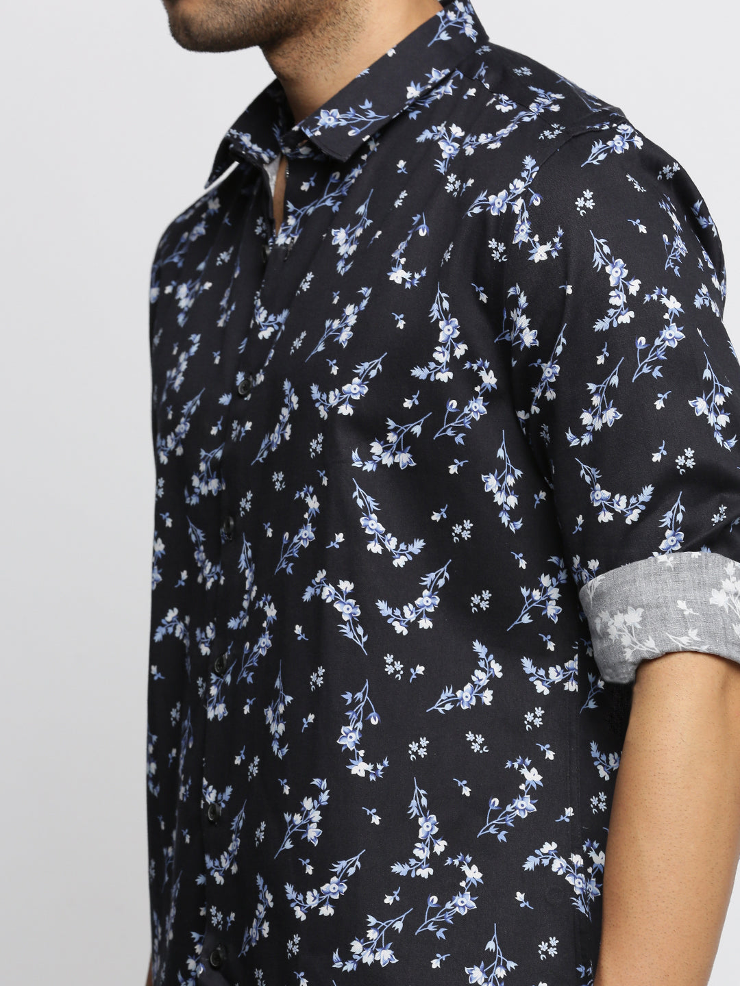 Men Black Spread Collar Floral Shirt