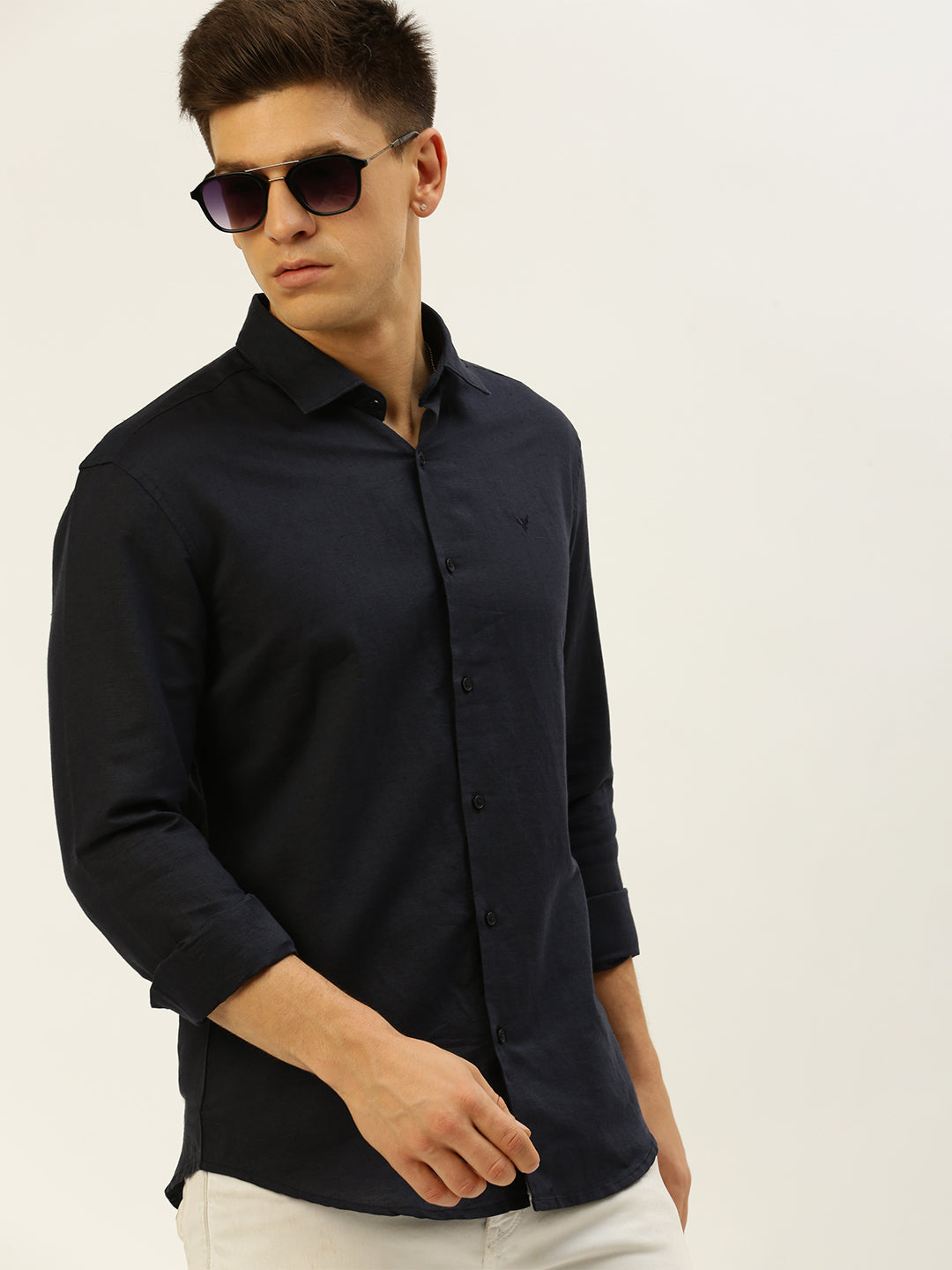 Men Navy Solid Casual Shirt