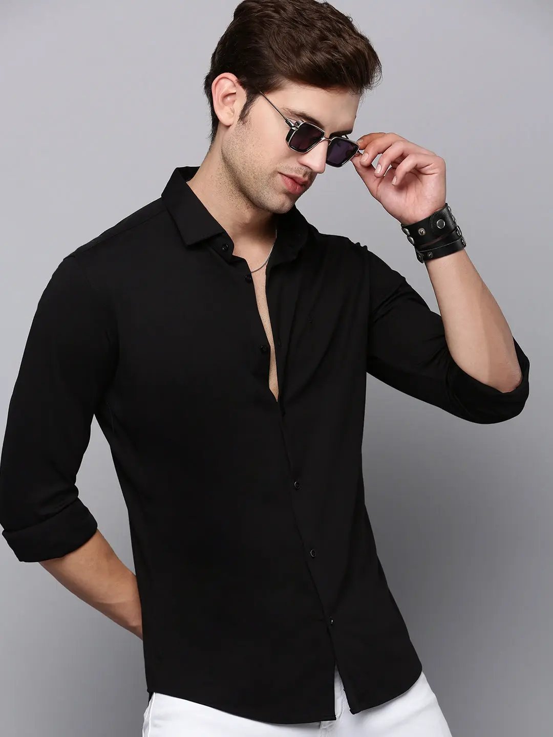 Men's Black Solid Casual Shirt