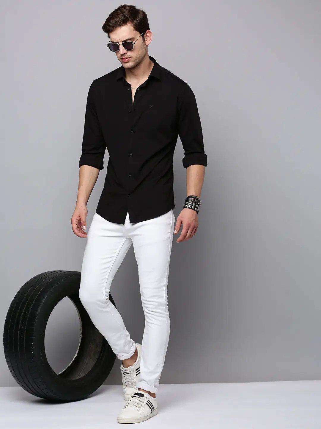 Men's Black Solid Casual Shirt