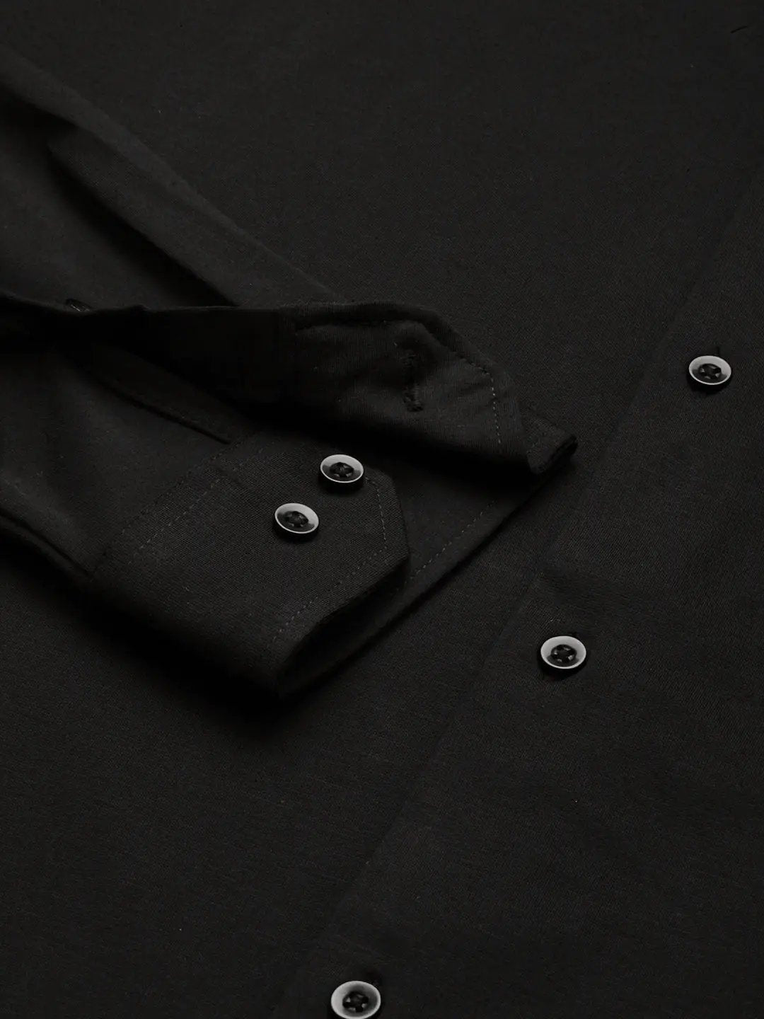 Men's Black Solid Casual Shirt