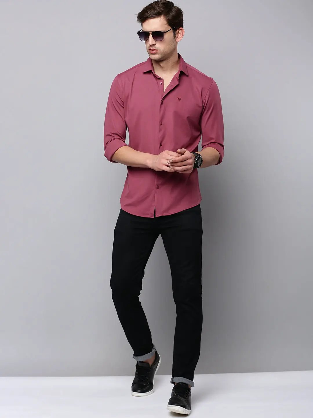 Men's Mauve Solid Casual Shirt