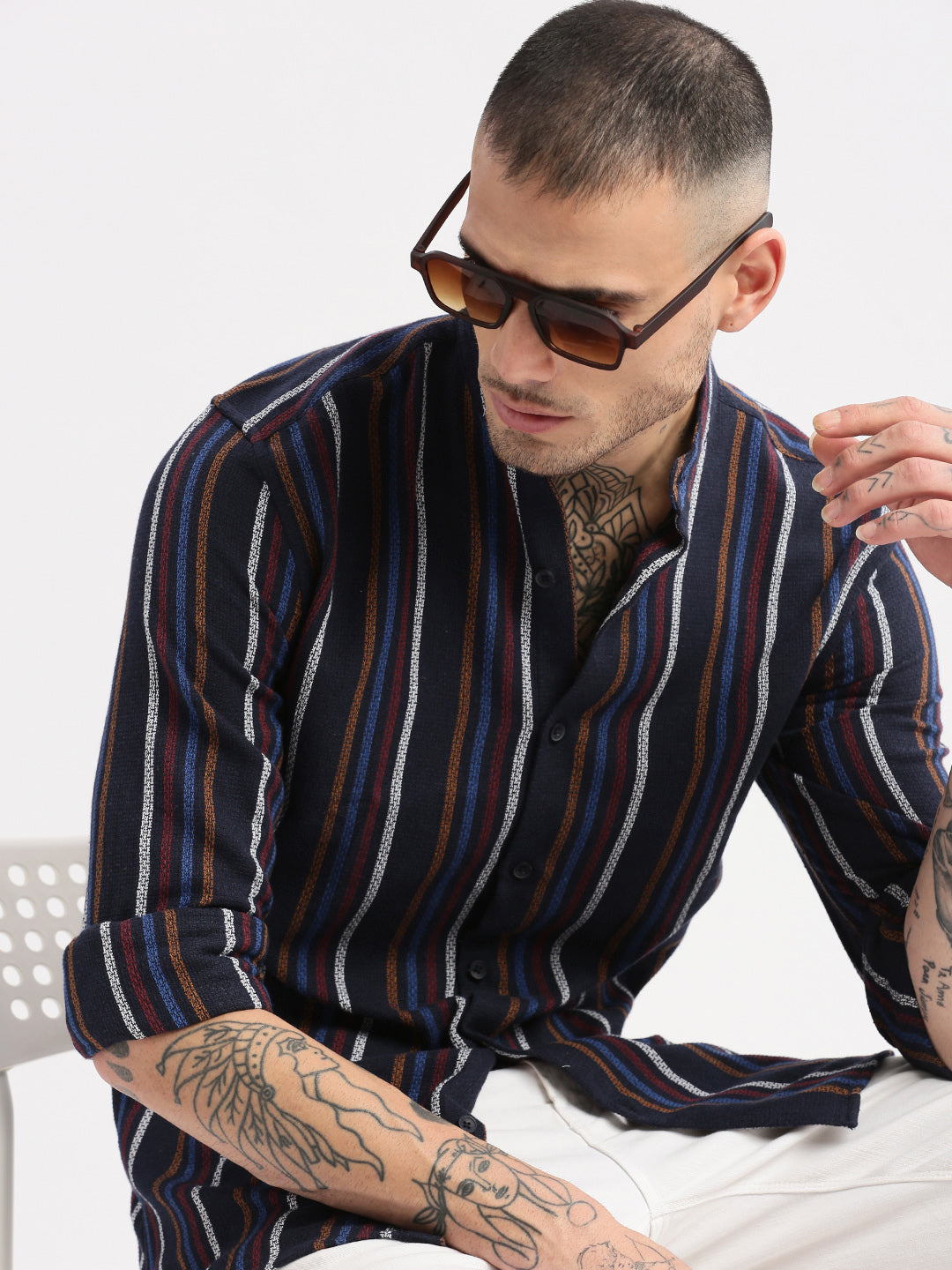 Men's Mandarin Collar Vertical Stripes Navy Blue Casual Shirt