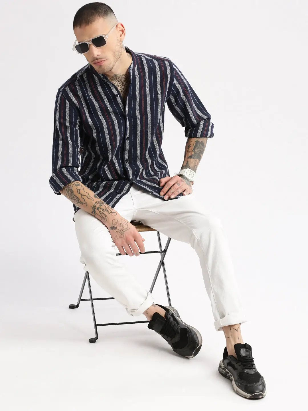 Men's Mandarin Collar Vertical Stripes Navy Blue Casual Shirt