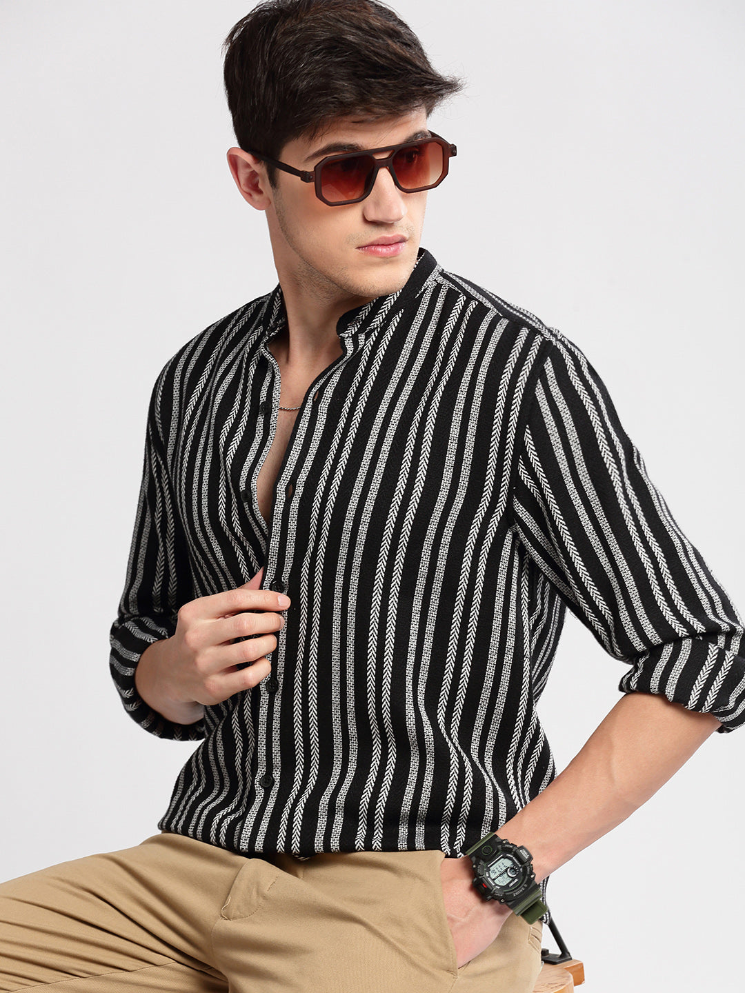 Men Mandarin Collar Vertical Stripes Black Casual Shirt