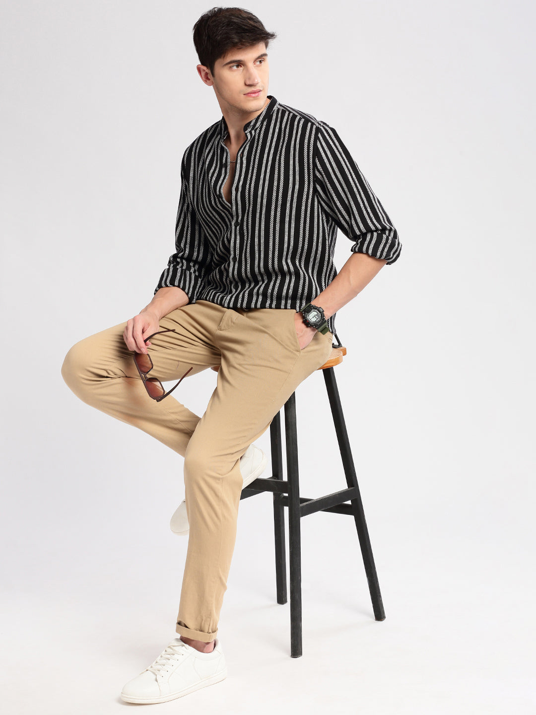 Men Mandarin Collar Vertical Stripes Black Casual Shirt