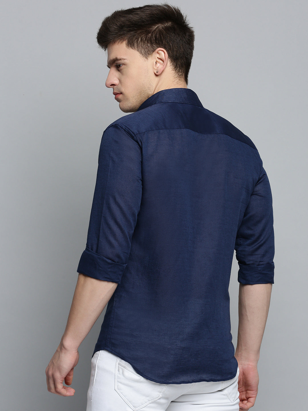 Men Navy Solid Casual Shirt