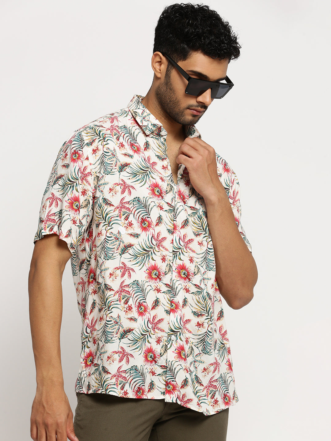 Men Off White Spread Collar Floral Shirt