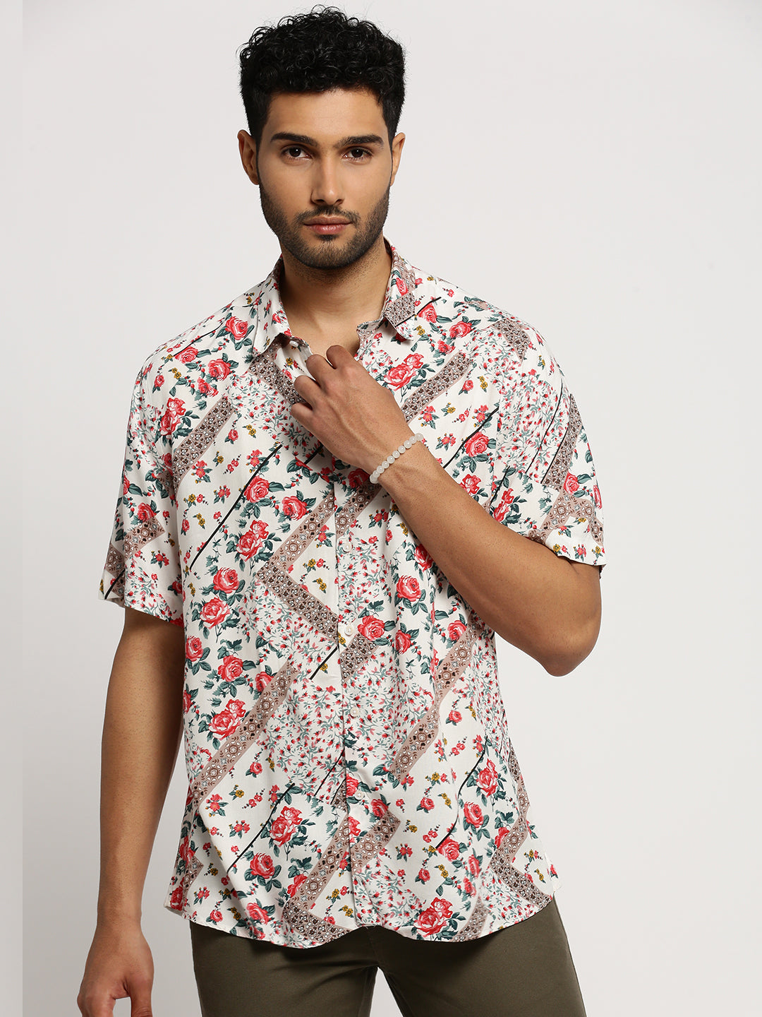 Men White Spread Collar Floral Shirt