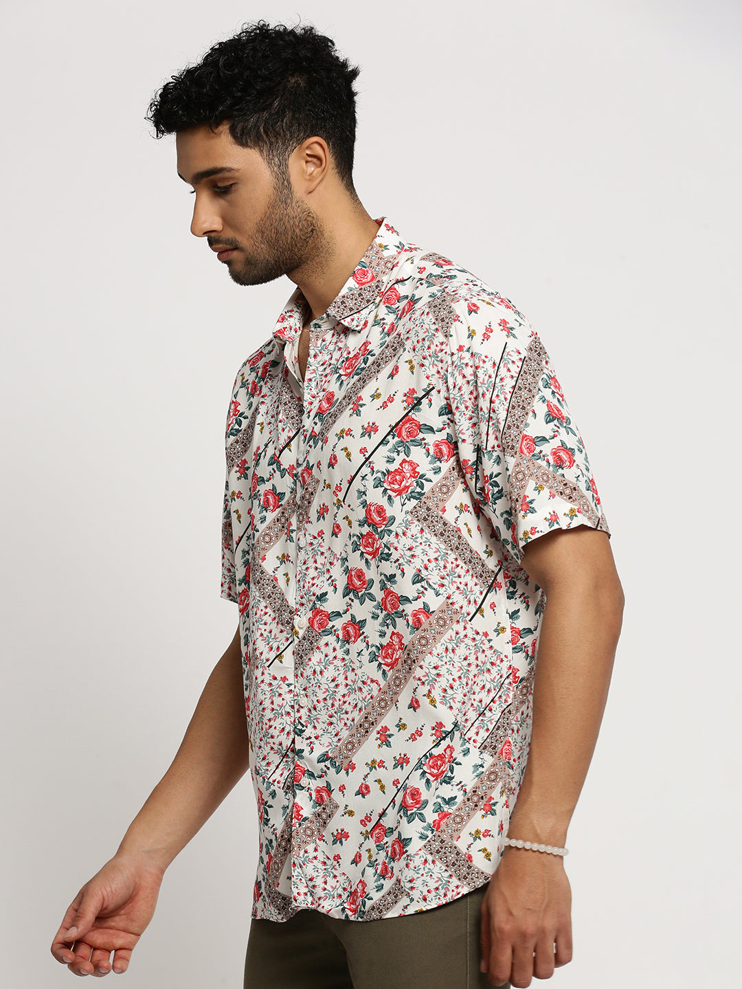 Men White Spread Collar Floral Shirt