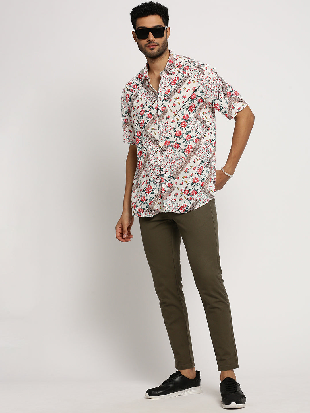 Men White Spread Collar Floral Shirt